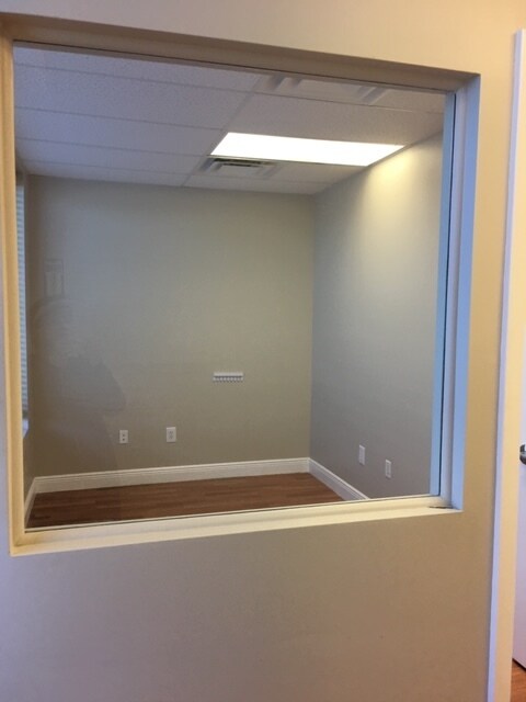 Building Photo - 300 SW 107th Ave