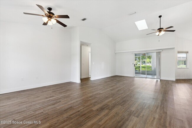 Foto del edificio - 1227 Winding Meadows Rd