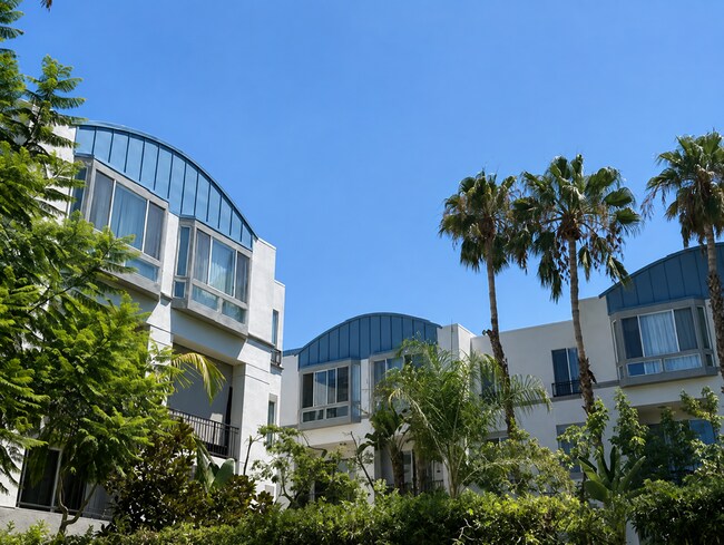 Building Photo - Portofino at NoHo - 55+ Luxury Active Living