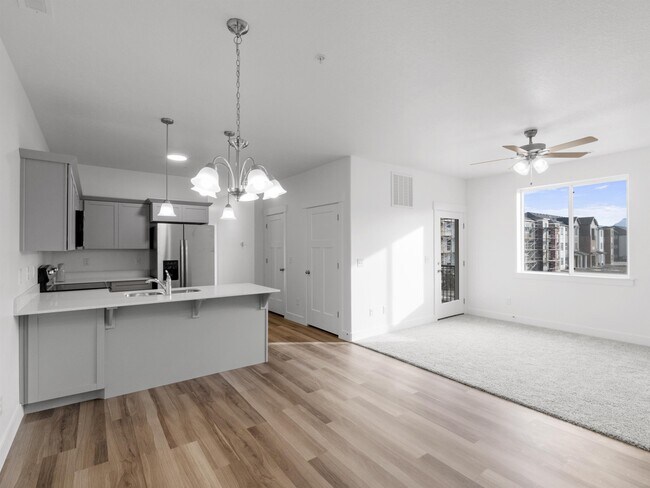 Foto del edificio - 1454 N 3830 W