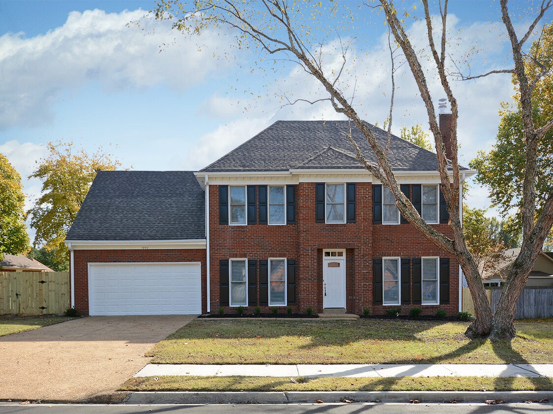 4 bed, 2.5 bath in Cordova over 2600 sq feet - 4 bed, 2.5 bath in Cordova over 2600 sq feet