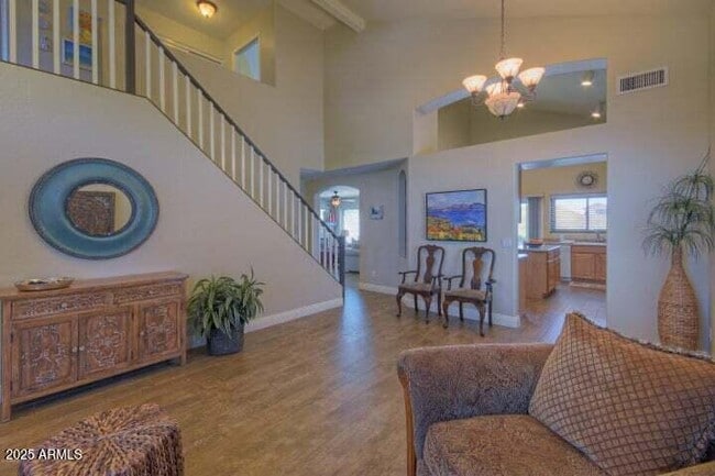 Foto del edificio - 10429 E Hillery Dr