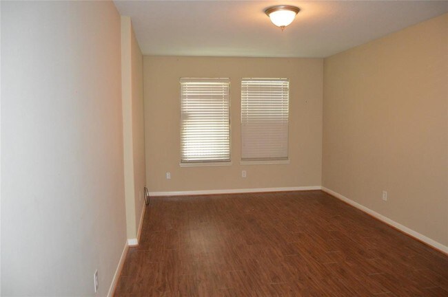 Foto del edificio - 8429 Lawler St