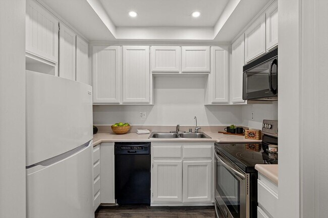 Foto del edificio - 1560 Circa Del Lago