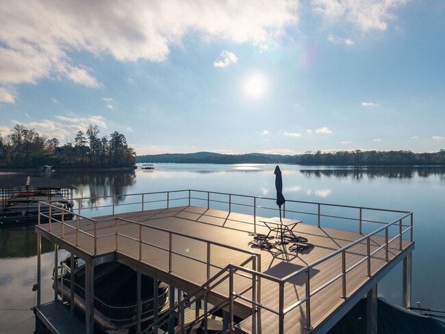 You can't beat this lakefront Clemson townhome! Brand New Construction! - You can't beat this lakefront Clemson townhome! Brand New Construction!