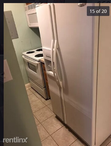 Building Photo - 1 br, 1 bath  - 319 Stewart St Apt A