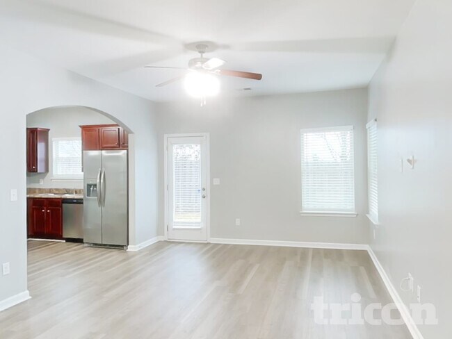 Foto del edificio - 3140 Broadleaf Trail Rd