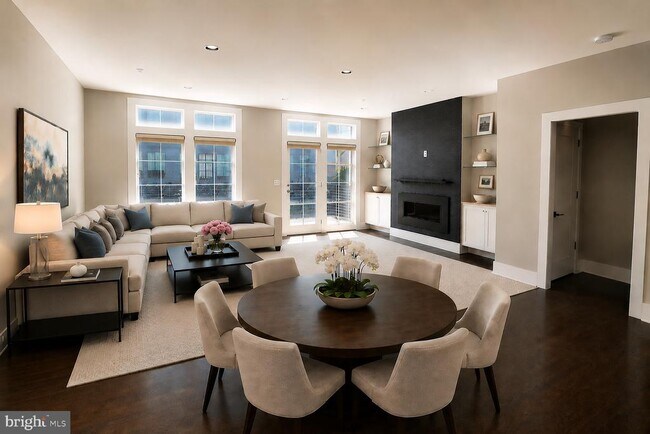 Foto del edificio - 3723 Chevy Chase Lake Dr
