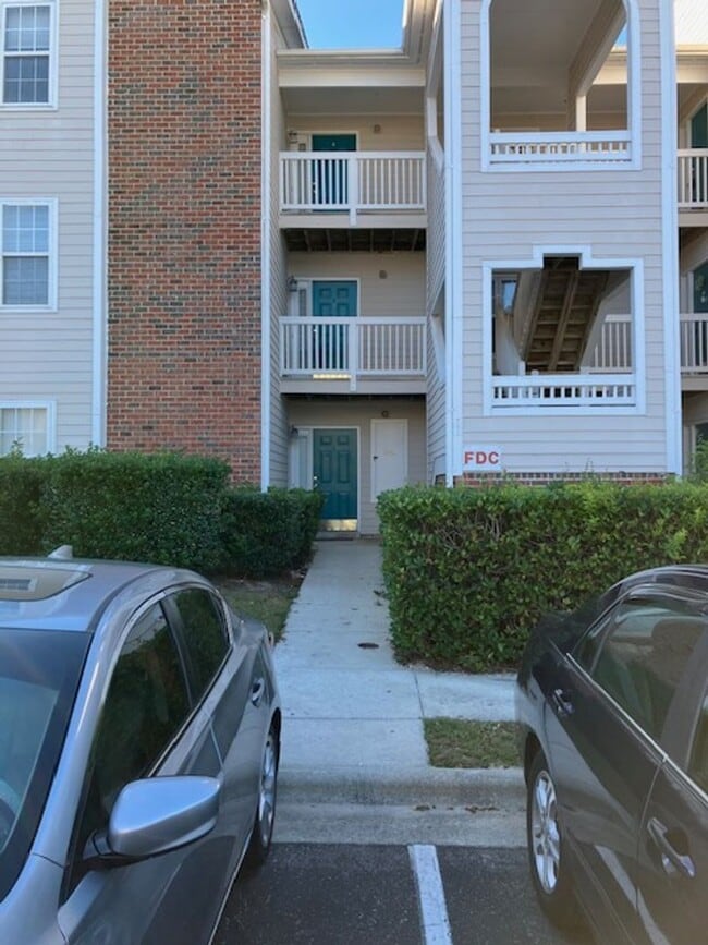 Building Photo - 721 Melba Ct