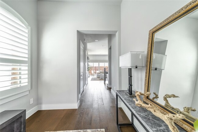 Foto del edificio - 4121 Maison Ridge