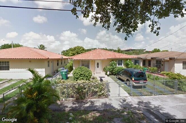 Photo - 312 NW 36th Ct Apartments