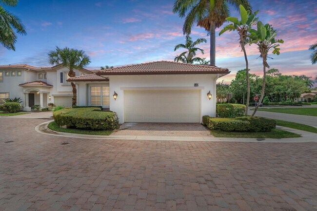 Foto del edificio - 542 Tomahawk Ct