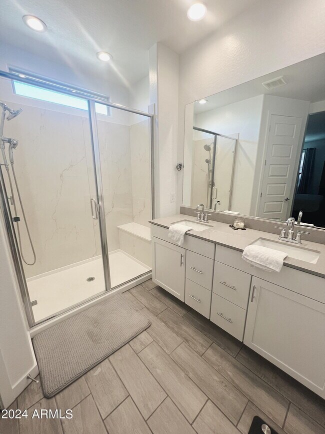 Foto del edificio - 32621 N 21st Ave