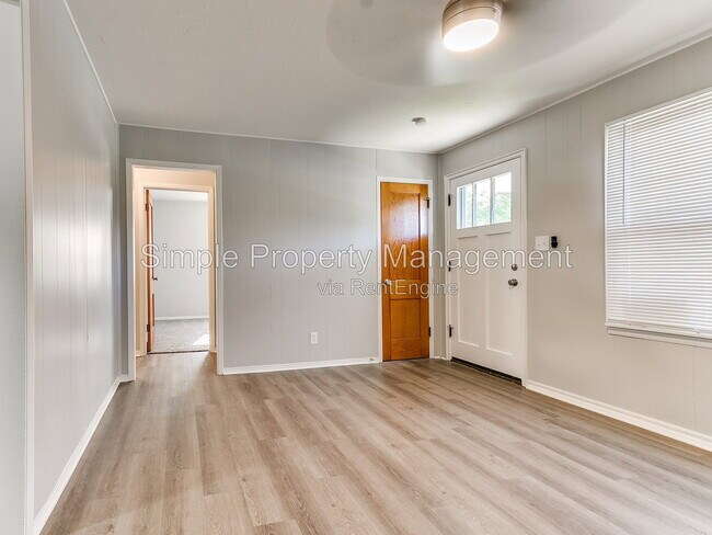 Foto del edificio - 2221 Brighton Ave