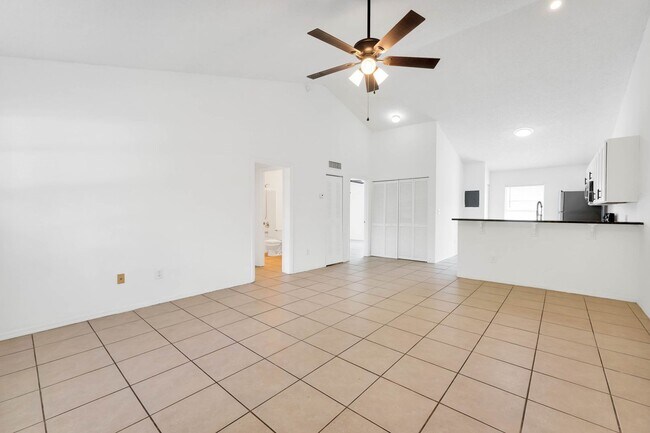 Foto del edificio - 3651 N Goldenrod Rd