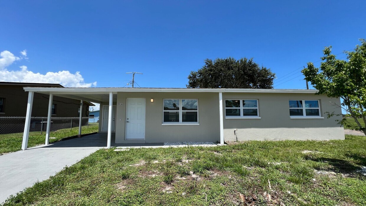 Primary Photo - Stunning NEWLY RENOVATED 3 Bedroom and 2 B...