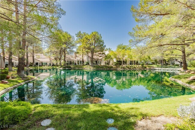 Foto del edificio - 6959 Emerald Springs Ln