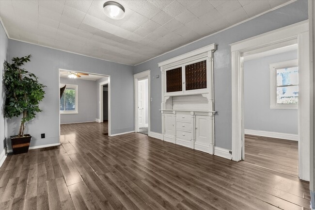 Foto del edificio - 316 N Hickory St