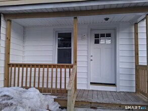 Building Photo - 14 Smith St