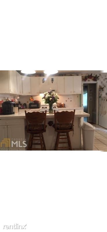 Foto del edificio - 3 br, 1 bath House - 1 Camel St