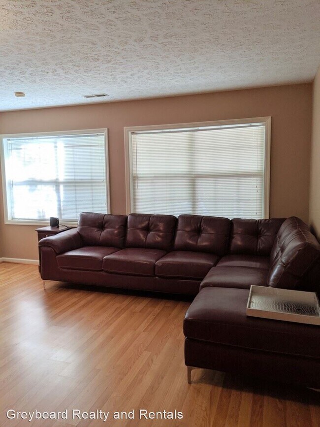 Building Photo - 1 br, 1 bath House - 431 West Virginia Ter...