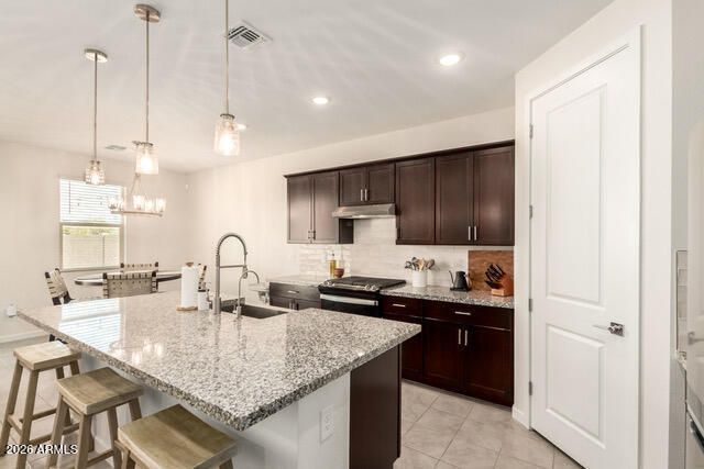 Foto del edificio - 17404 W Sunnyslope Ln