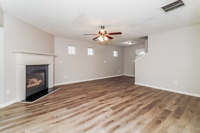 Building Photo - 266 Cobbler Cove Dr