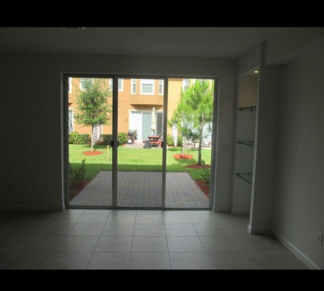 Building Photo - 5780 Monterra Club Dr