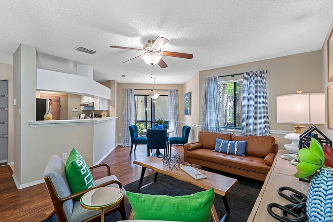 Winthrop-West-21 - Winthrop West