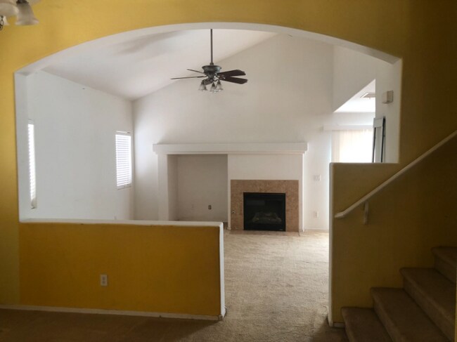 Building Photo - 1505 Navajo Ln