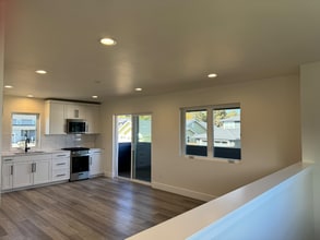 Building Photo - 20513 SE Dorset Pl