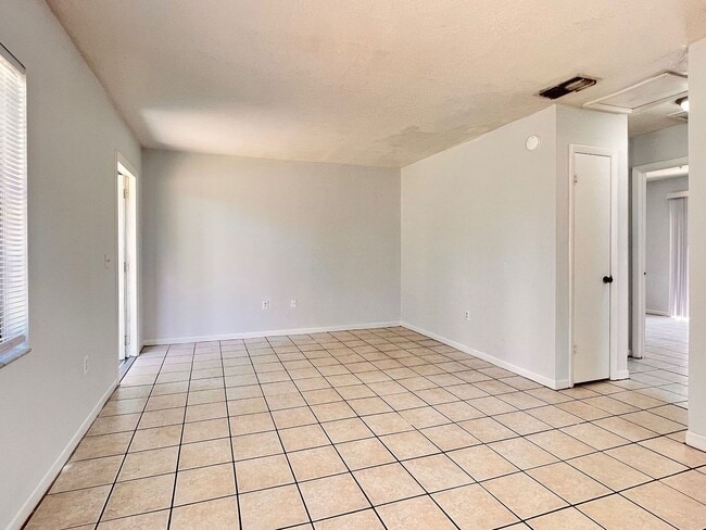 Foto del edificio - 329 7th St SW