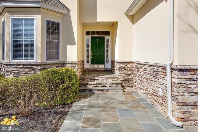 Foto del edificio - 2106 Beckett Way