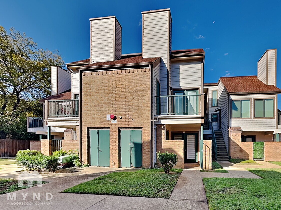 Primary Photo - 2301 Basil Dr