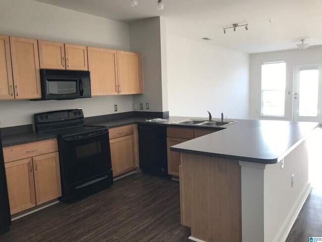 Foto del edificio - 401 20th St S