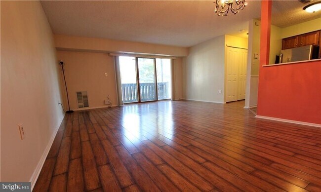 Building Photo - 2315 Aspen Dr