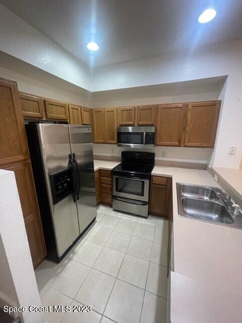 Building Photo - 105 Turpial Way