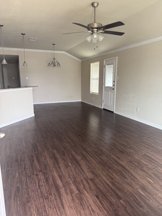 Building Photo - 7216 Hammermill Ln