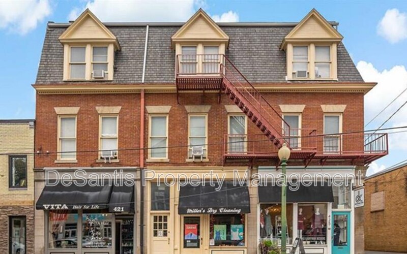 425 Walnut St Unit 4, Sewickley, PA 15143 Condo for Rent in