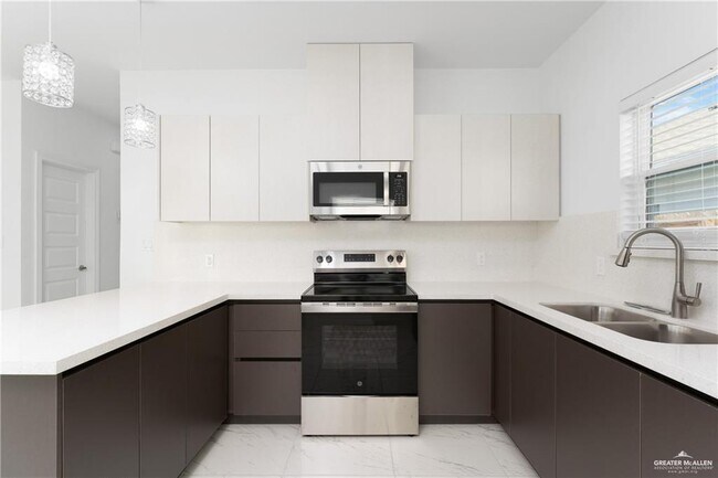 Foto del edificio - 11 Notre Dame Ave