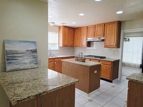 Building Photo - 10306 Jockey Club Dr