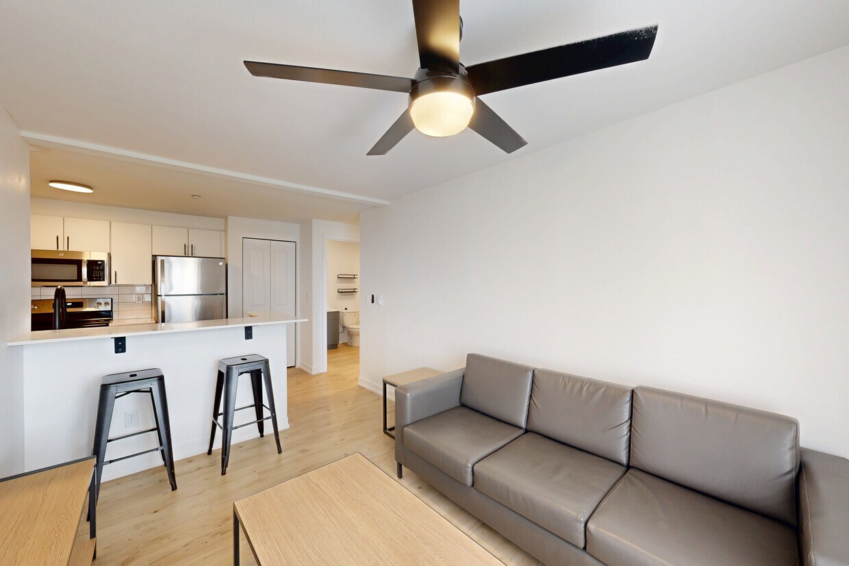 Photo - Yugo Seattle Lothlorien Apartments