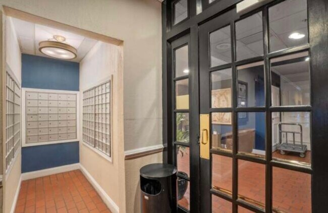 Mail room - 1000 Fell St Apartment
