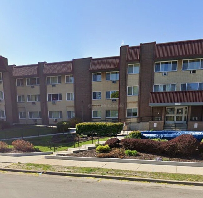 Foto del edificio - 2621 W Pierce St