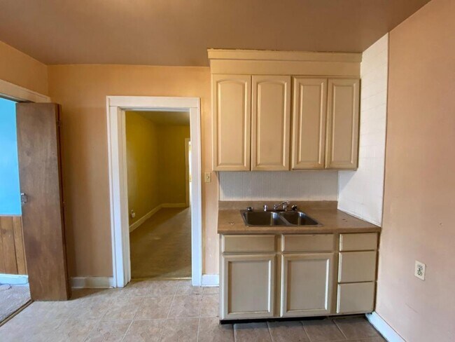 Foto del edificio - 4775 East 86th Street #4