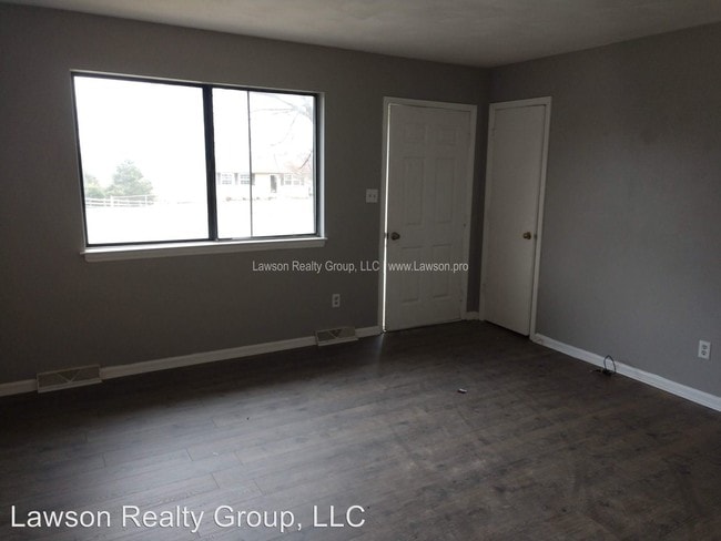 Building Photo - 2 br, 1 bath House - 8570 Brubaker Dr.