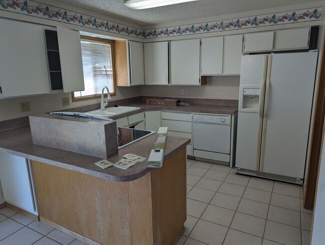 Building Photo - Dunbarr Preston (DP)