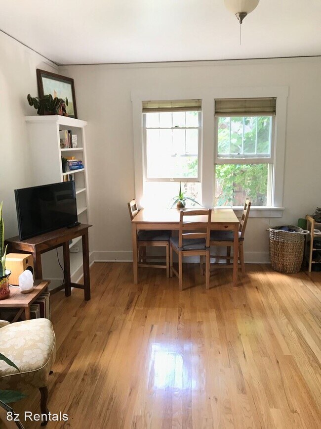 Foto del edificio - 1 br, 1 bath House - 834 13th Street