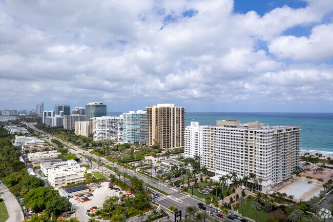 Aerial Photo - The Balmoral Condos