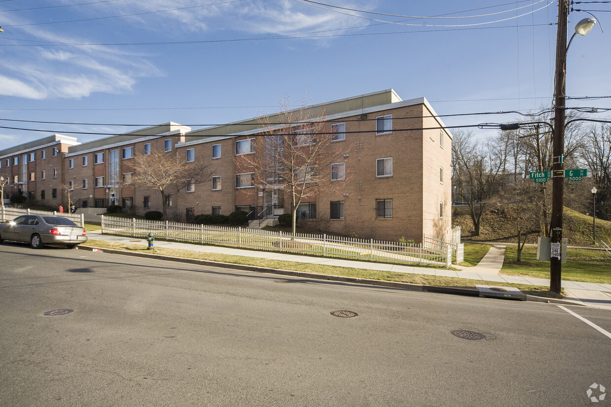 Foto principal - Benning Park Apartments